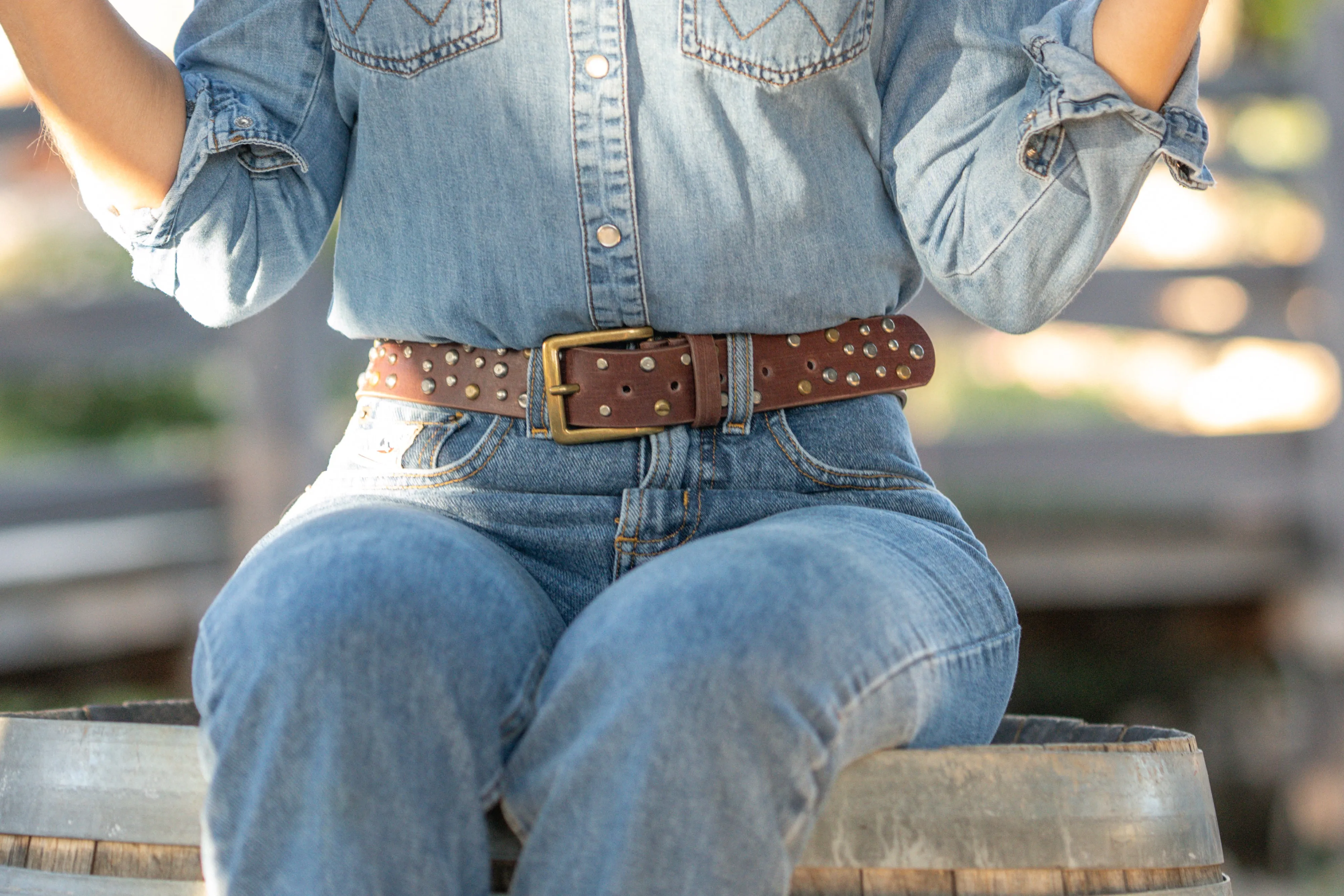 5162 - Distressed Studded Leather Belt