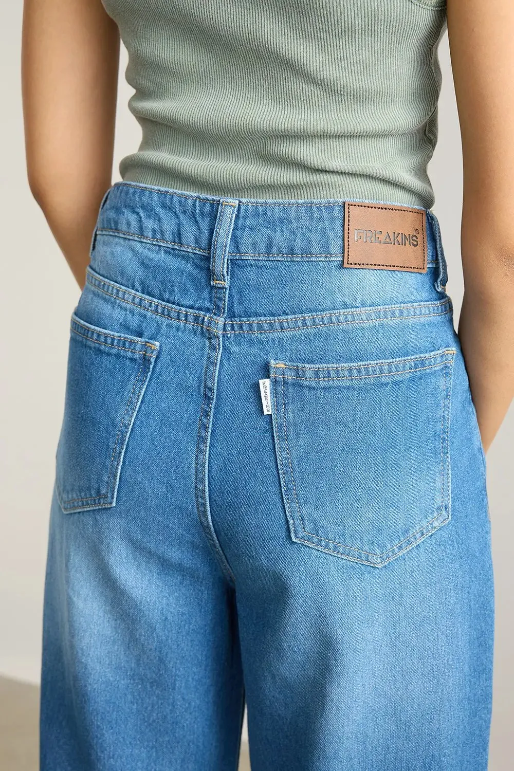 High Waisted Ultra Wide Mid Blue Jeans